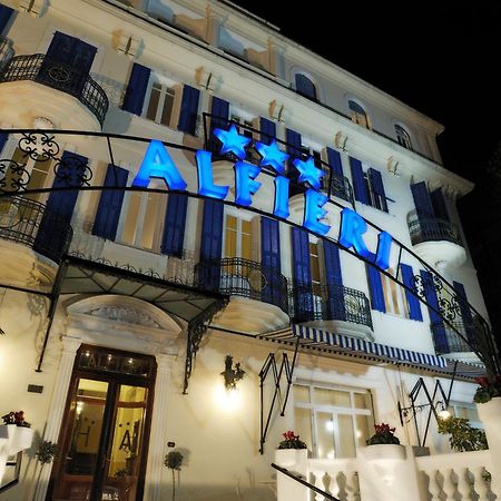 Hotel Alfieri Alassio Buitenkant foto