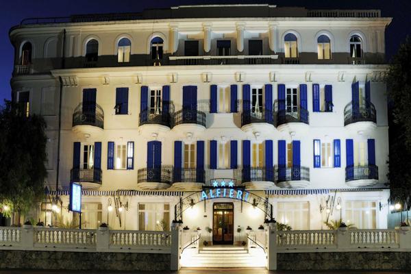 Hotel Alfieri Alassio Buitenkant foto
