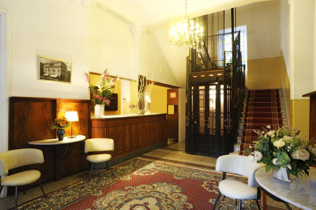 Hotel Alfieri Alassio Buitenkant foto