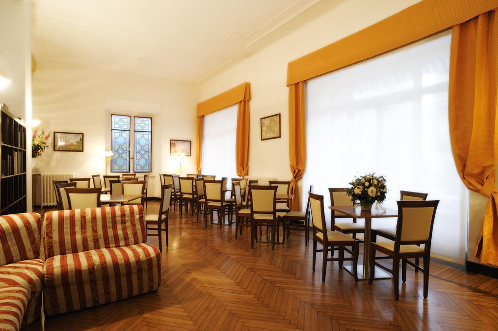 Hotel Alfieri Alassio Buitenkant foto