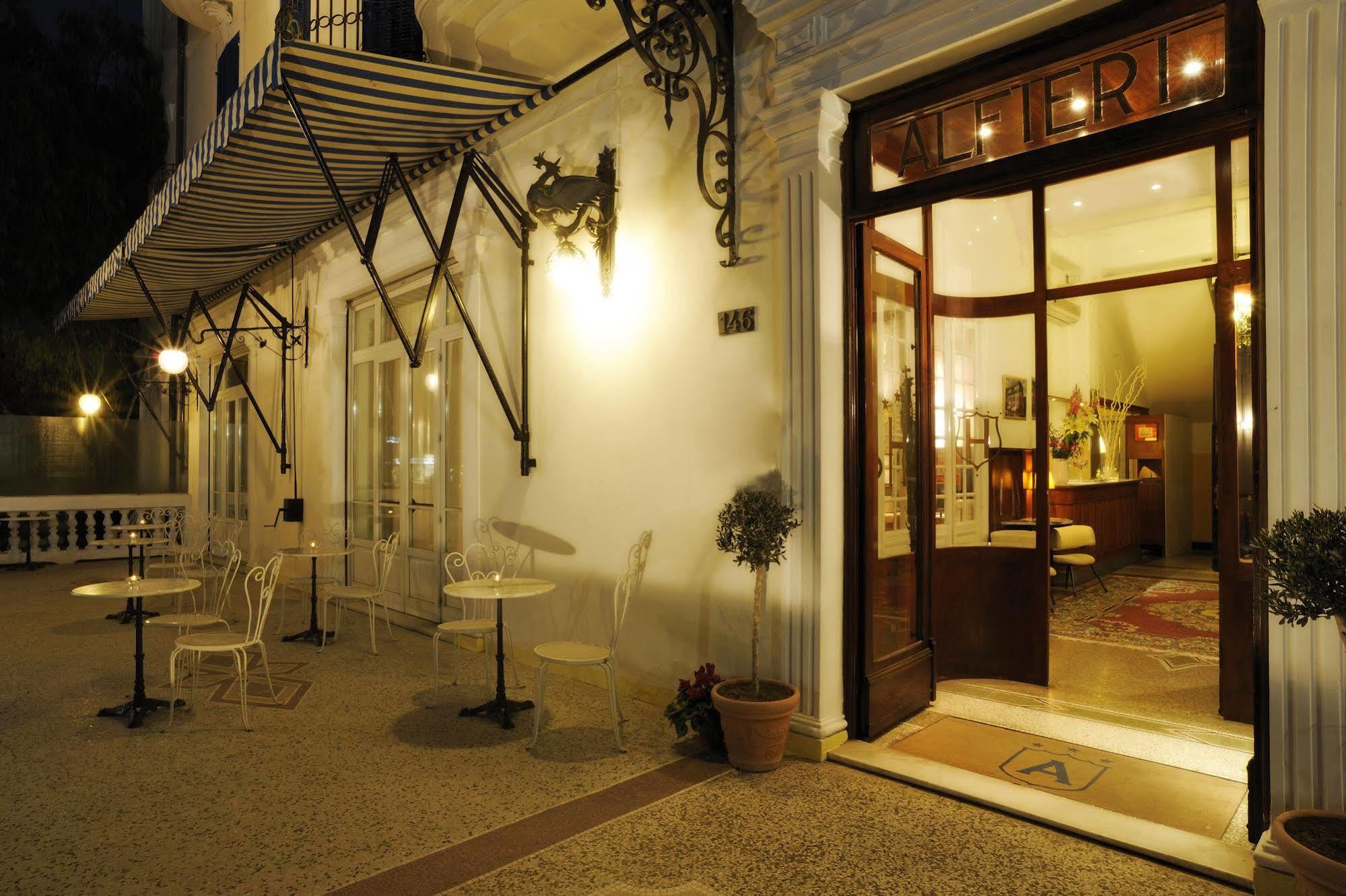 Hotel Alfieri Alassio Buitenkant foto