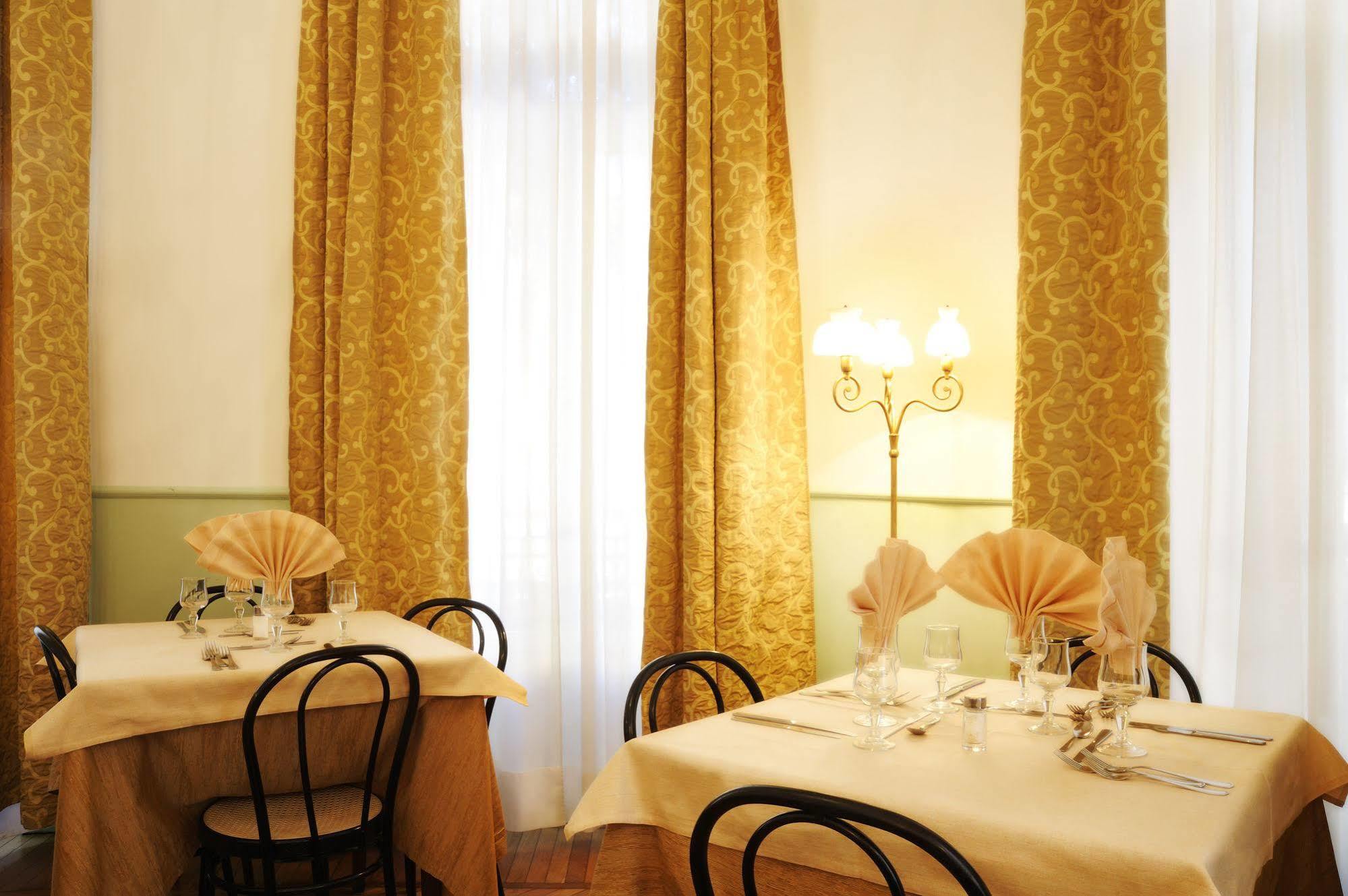 Hotel Alfieri Alassio Buitenkant foto